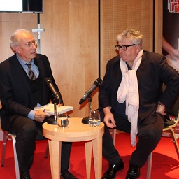 Gespräch zwischen Hans Georg Näder, Ottobock, und Joseph Hoppe, Stiftung Deutsches Technikmuseum Berlin, 256 4