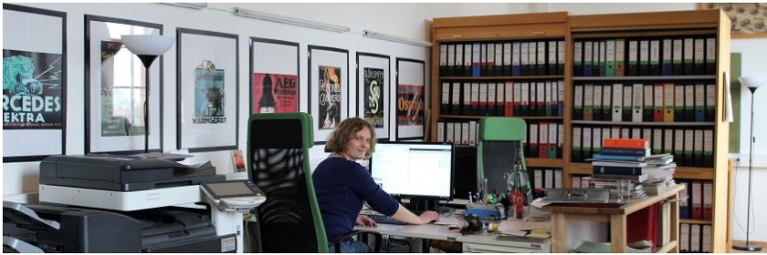 Archivarin Tania EstlerZiegler